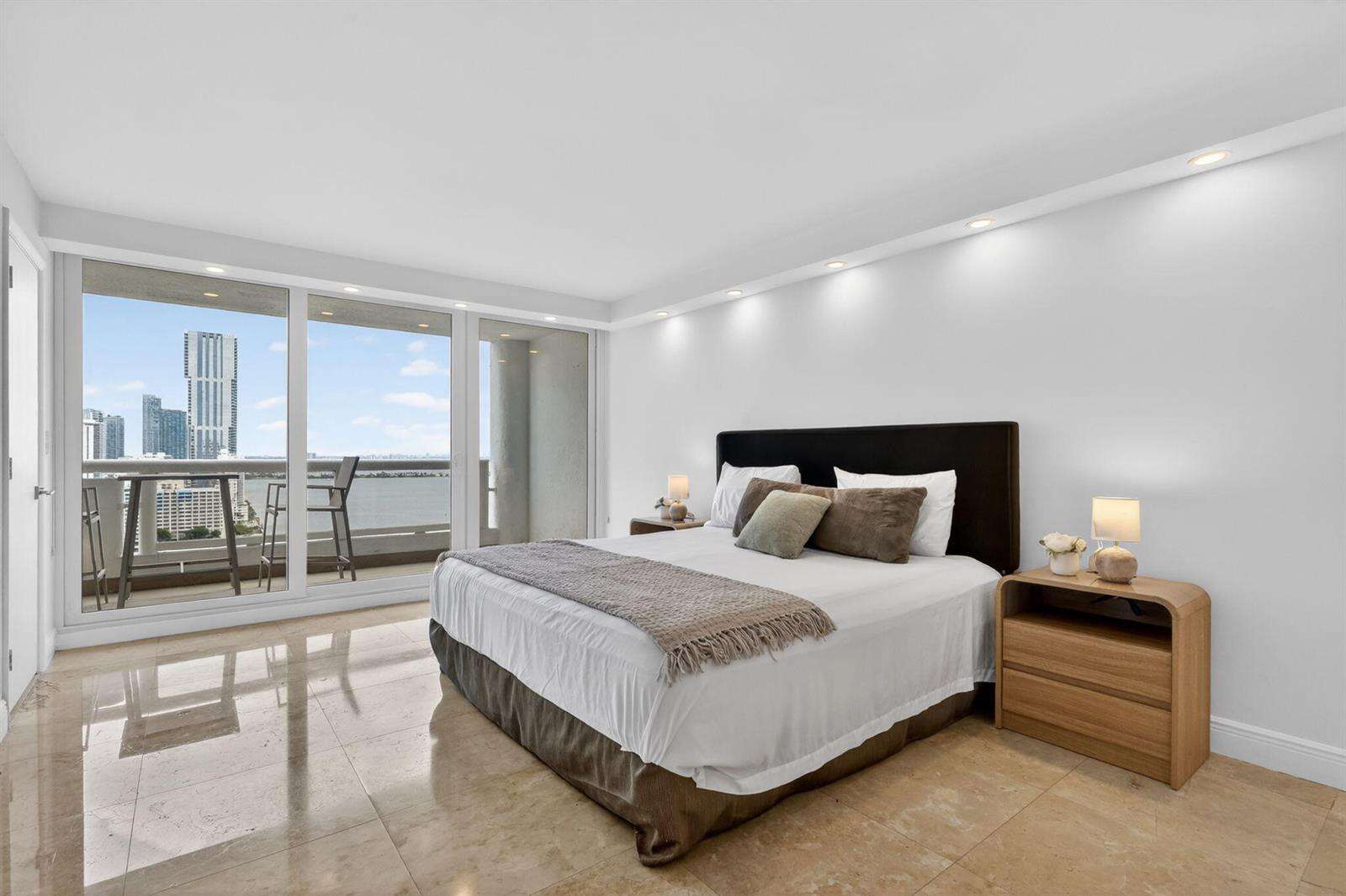 The Grand at 1717 Bayshore, Miami, FL 33132 - For Rent photo 23