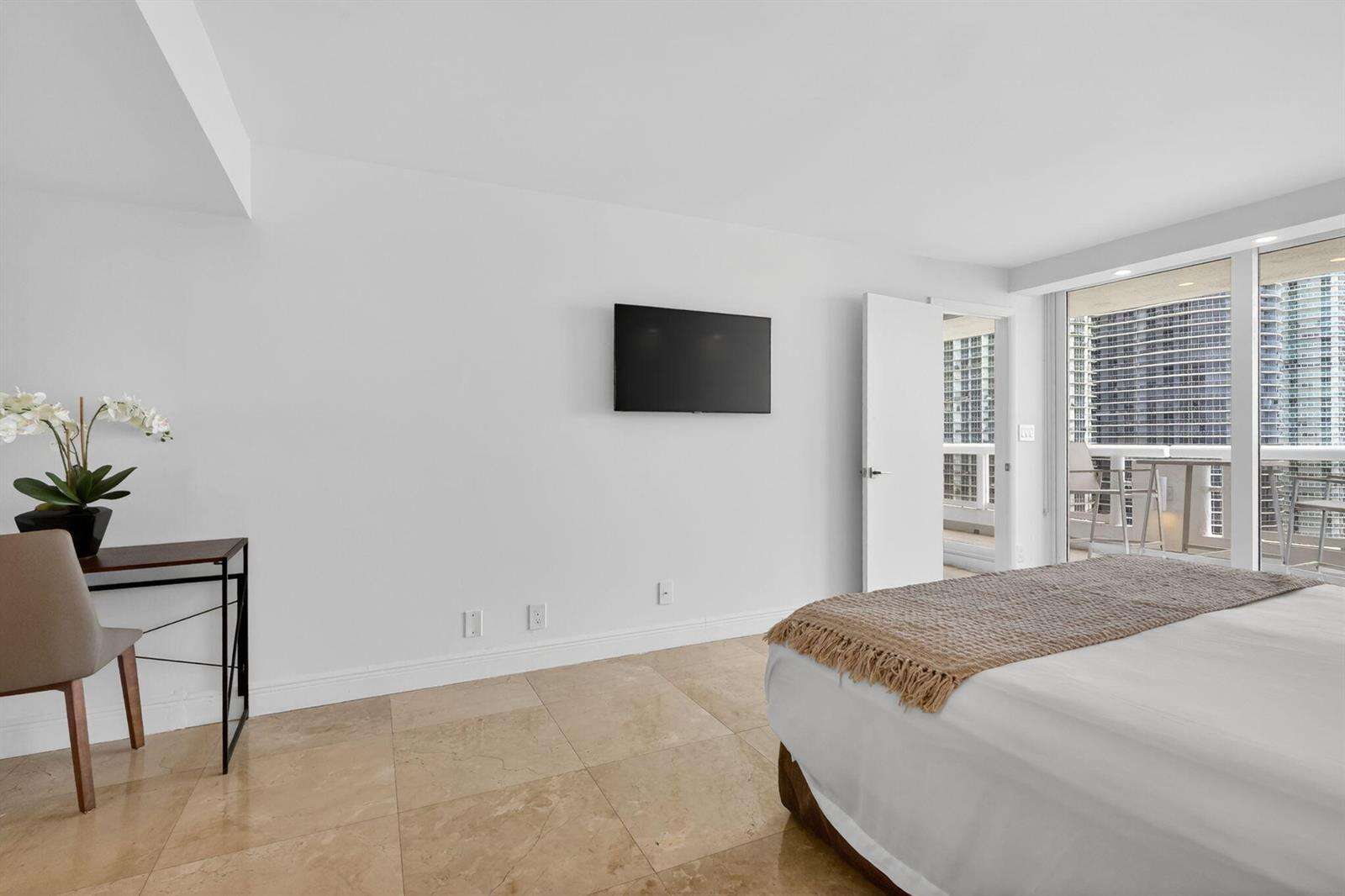 The Grand at 1717 Bayshore, Miami, FL 33132 - For Rent photo 24