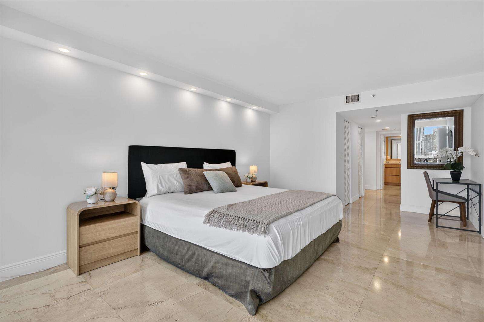 The Grand at 1717 Bayshore, Miami, FL 33132 - For Rent photo 25