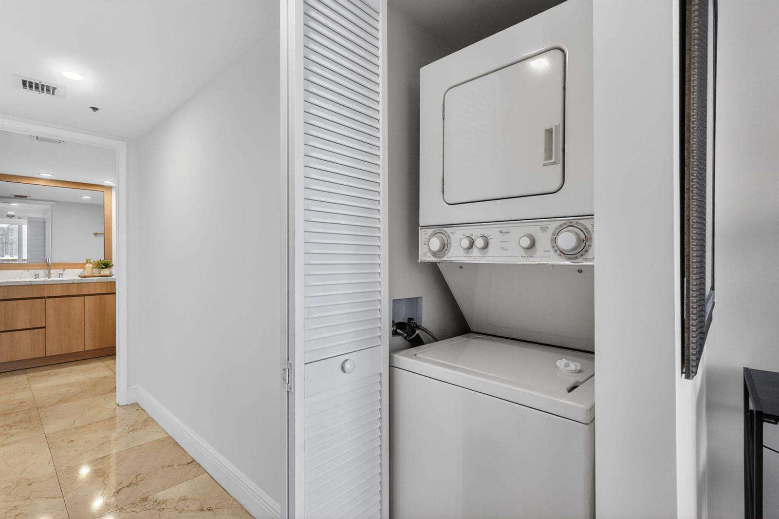 The Grand at 1717 Bayshore, Miami, FL 33132 - For Rent photo 31