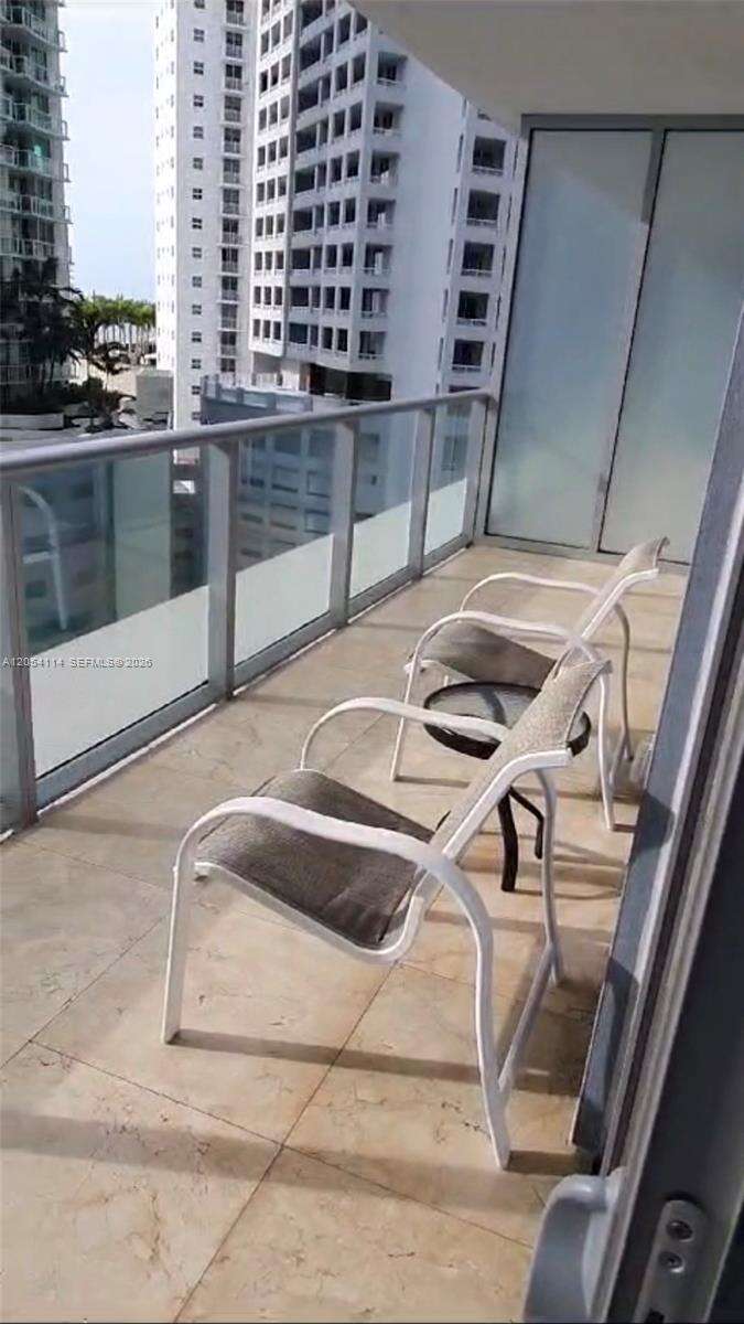 Brickell House at 1300 Brickell Bay Dr, Miami, FL 33131 - For Rent photo 17