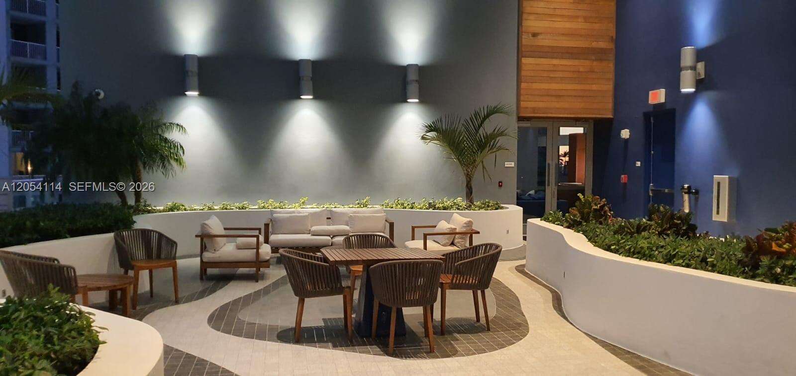 Brickell House at 1300 Brickell Bay Dr, Miami, FL 33131 - For Rent photo 21