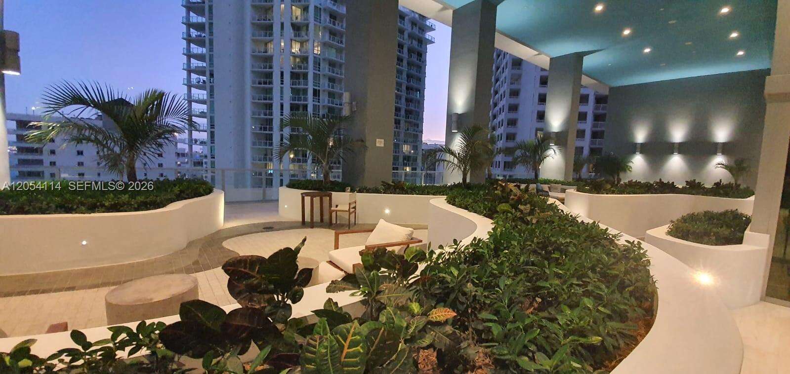 Brickell House at 1300 Brickell Bay Dr, Miami, FL 33131 - For Rent photo 22