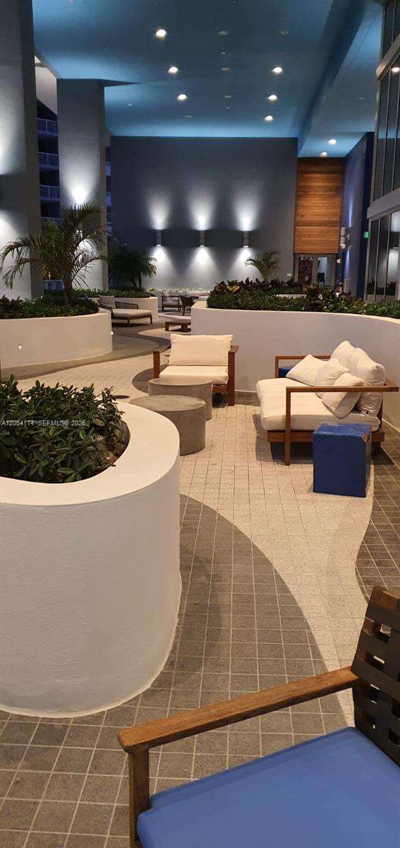 Brickell House at 1300 Brickell Bay Dr, Miami, FL 33131 - For Rent photo 23
