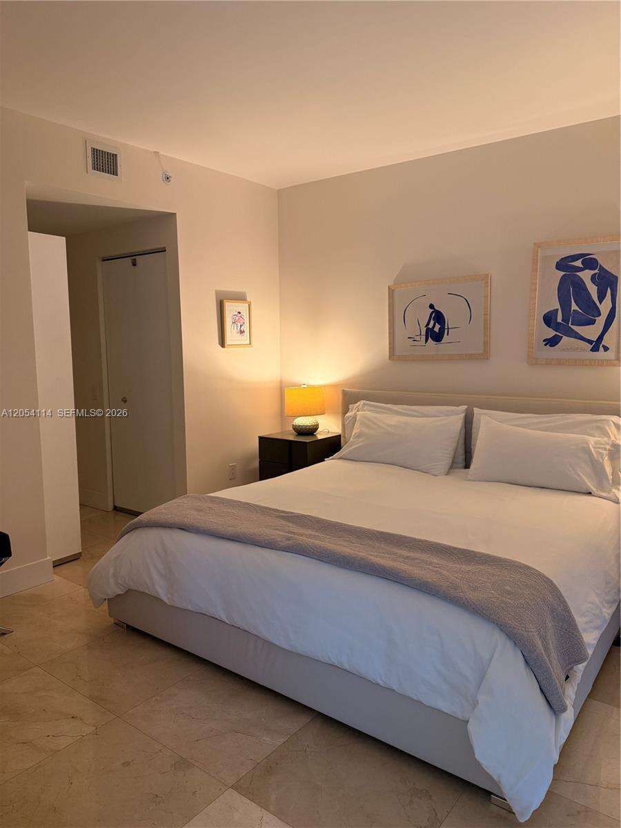 Brickell House at 1300 Brickell Bay Dr, Miami, FL 33131 - For Rent photo 6