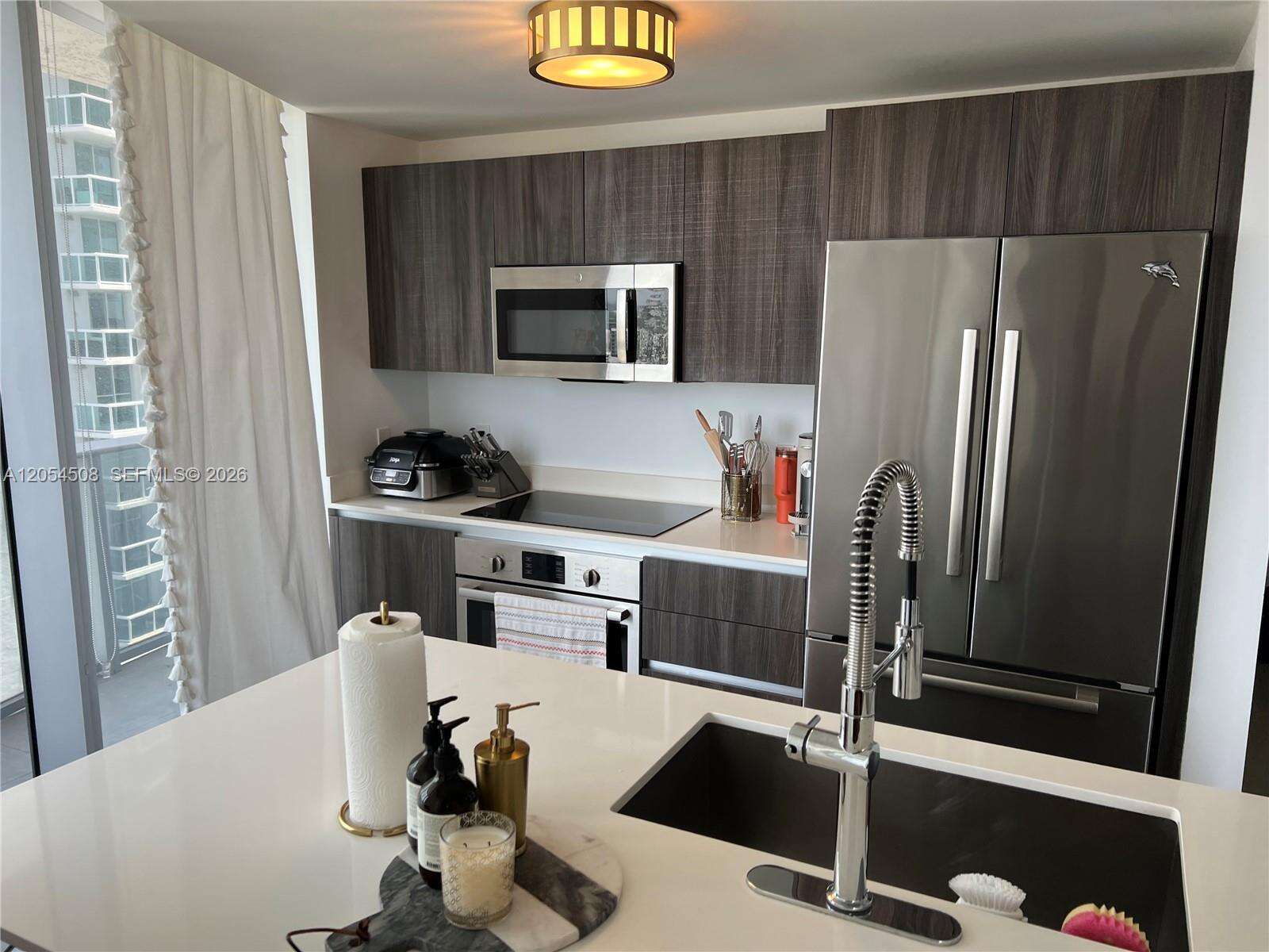 Aria On The Bay at 488 18 St, Miami, FL 33132 - For Rent photo 11