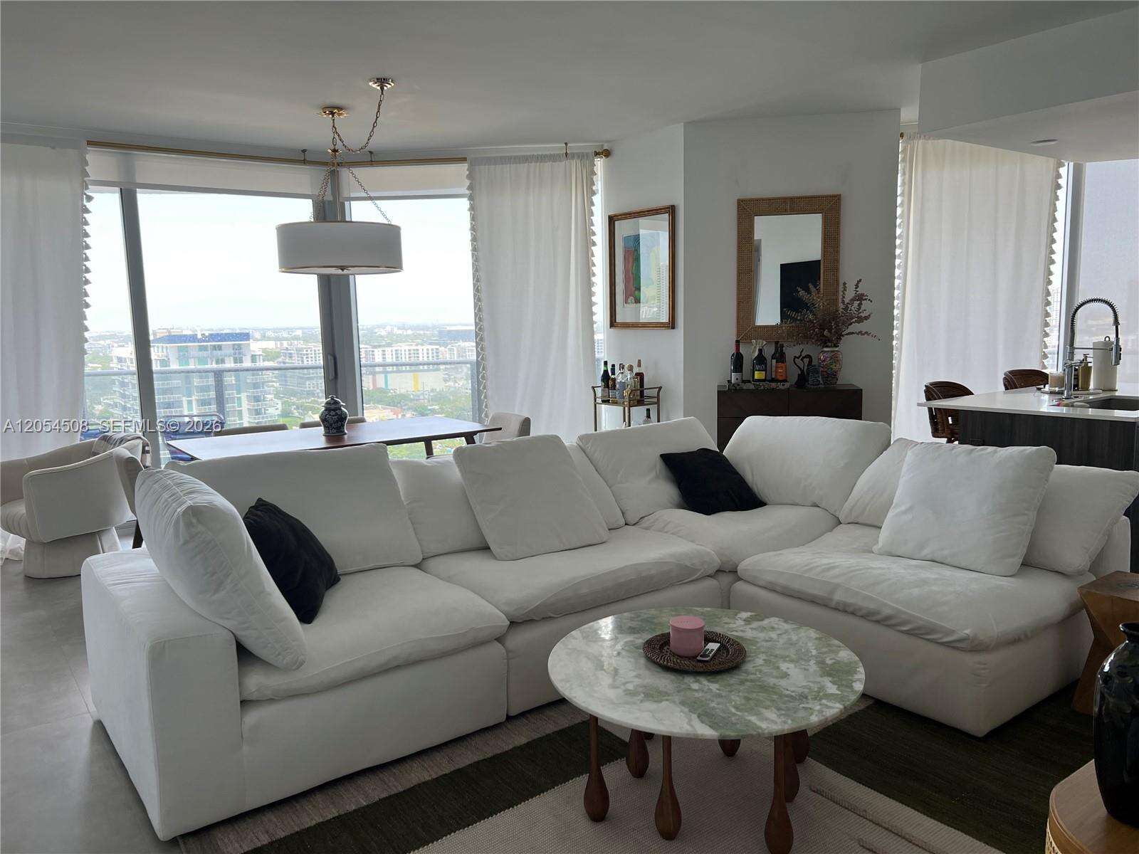Aria On The Bay at 488 18 St, Miami, FL 33132 - For Rent photo 8