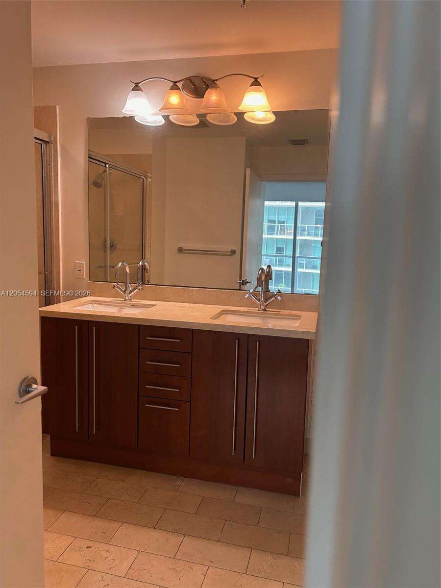 Axis On Brickell at 1111 1 Ave, Miami, FL 33130 - For Rent photo 9