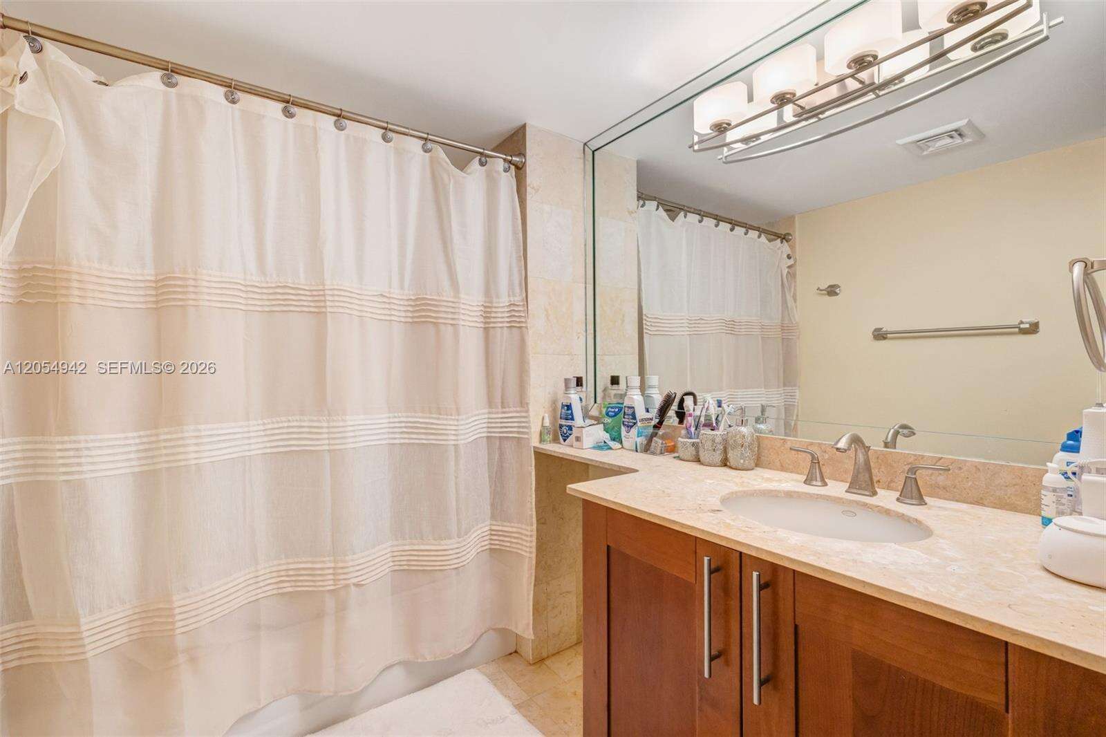 Spiaggia at 9499 Collins Ave, Surfside, FL 33154 - For Rent photo 14