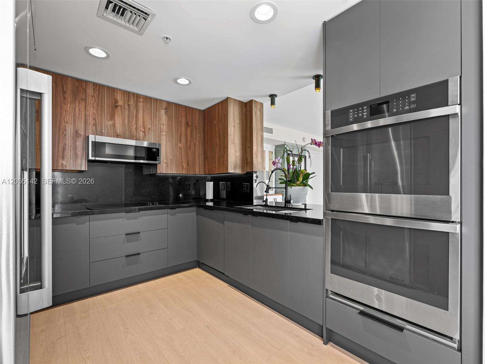 The Parc at 19400 Turnberry Way, Aventura, FL 33180 - For Rent photo 19