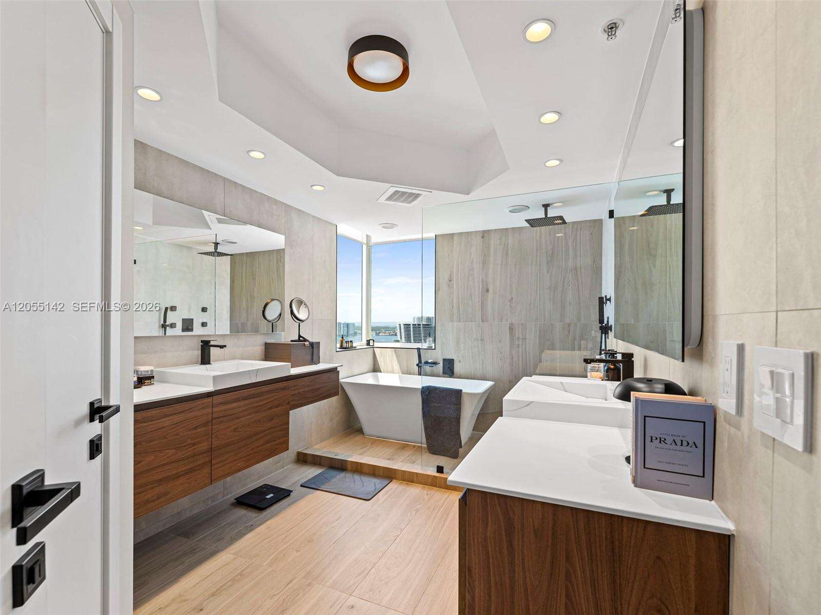 The Parc at 19400 Turnberry Way, Aventura, FL 33180 - For Rent photo 22