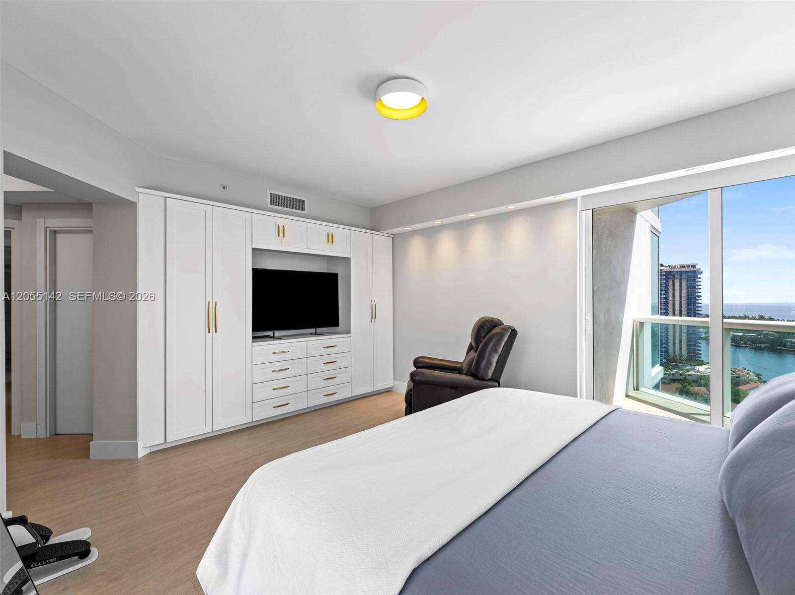 The Parc at 19400 Turnberry Way, Aventura, FL 33180 - For Rent photo 27