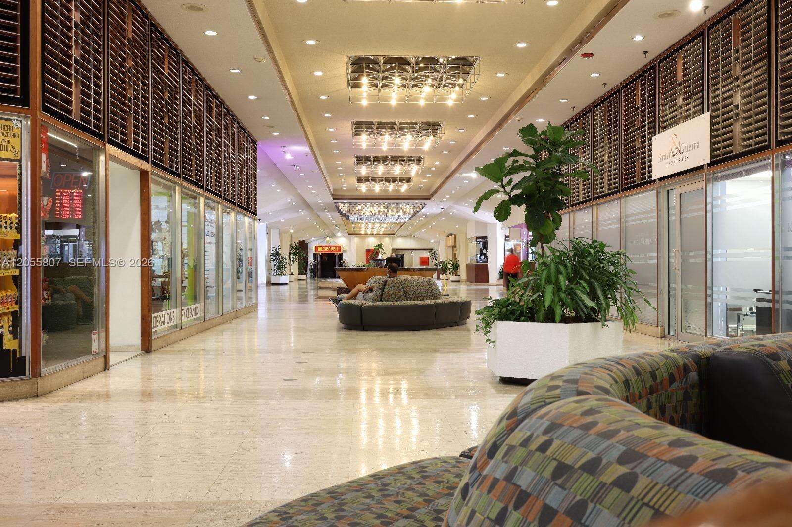 Four Ambassadors at 905 Brickell Bay Dr, Miami, FL 33131 - For Rent photo 23