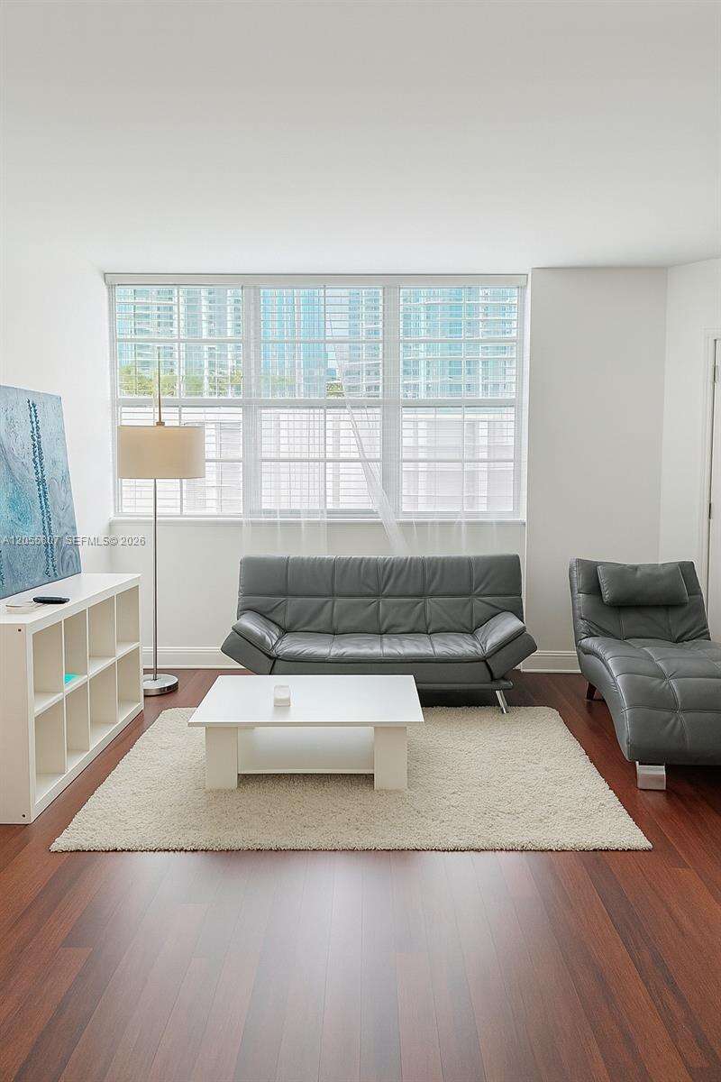Four Ambassadors at 905 Brickell Bay Dr, Miami, FL 33131 - For Rent photo 5