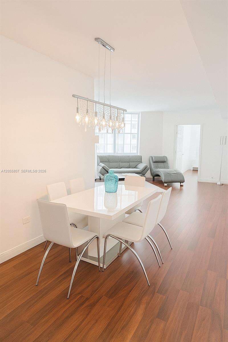 Four Ambassadors at 905 Brickell Bay Dr, Miami, FL 33131 - For Rent photo 8