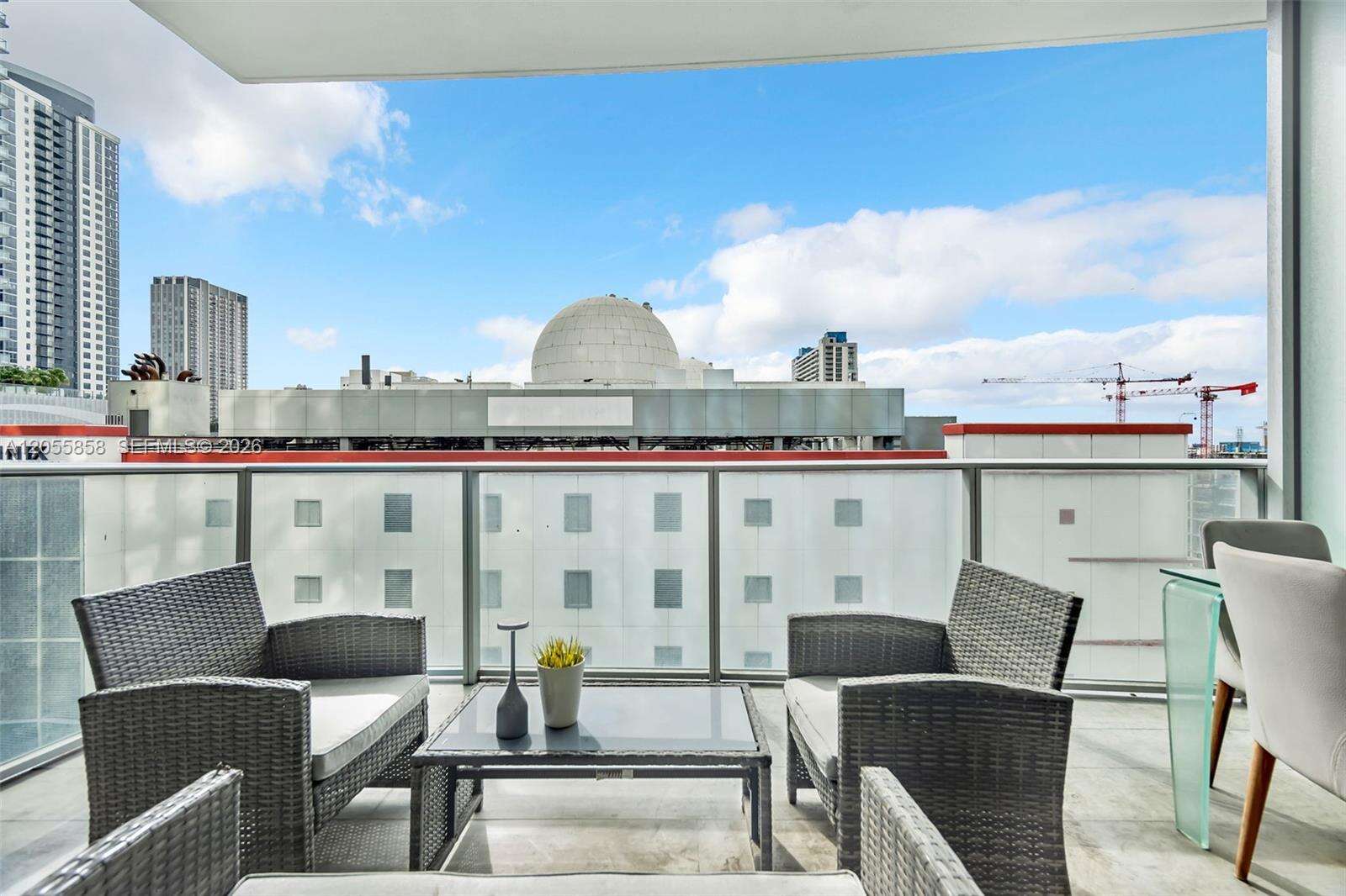 Paramount Miami Worldcenter at 851 1 Ave, Miami, FL 33132 - For Rent photo 14