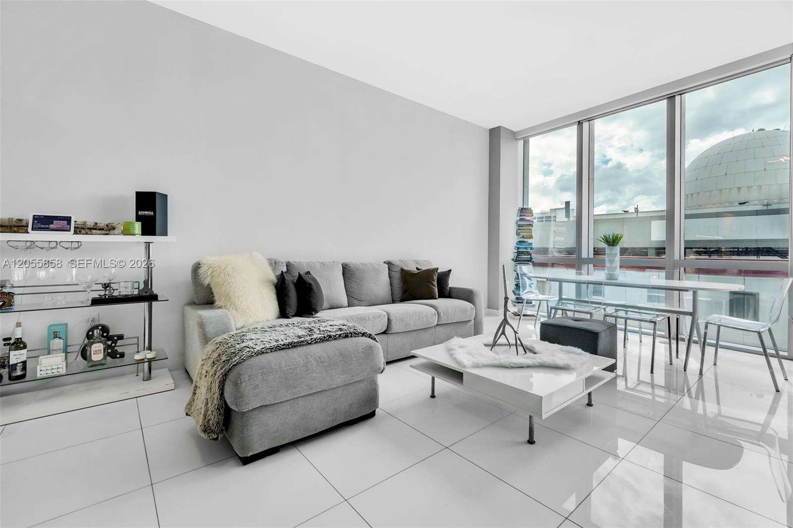 Paramount Miami Worldcenter at 851 1 Ave, Miami, FL 33132 - For Rent photo 7