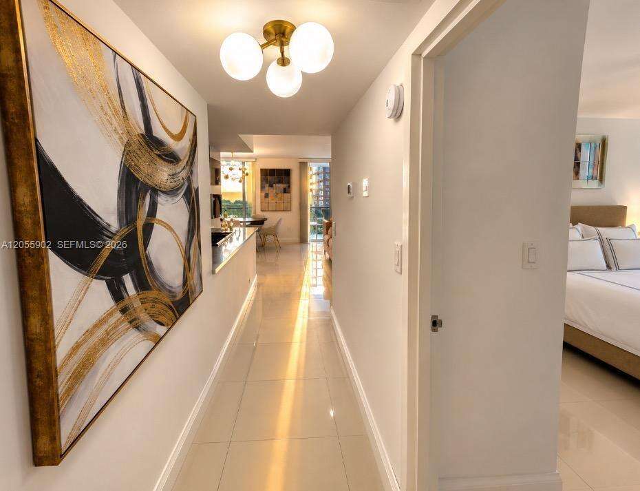 Parker Plaza at 2030 Ocean Dr, Hallandale Beach, FL 33009 - For Rent photo 22
