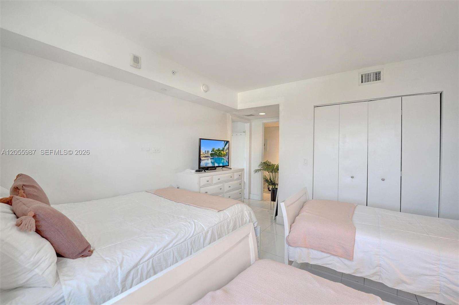 Beachwalk Condo at 2600 Hallandale Beach Blvd, Hallandale Beach, FL 33009 - For Rent photo 32