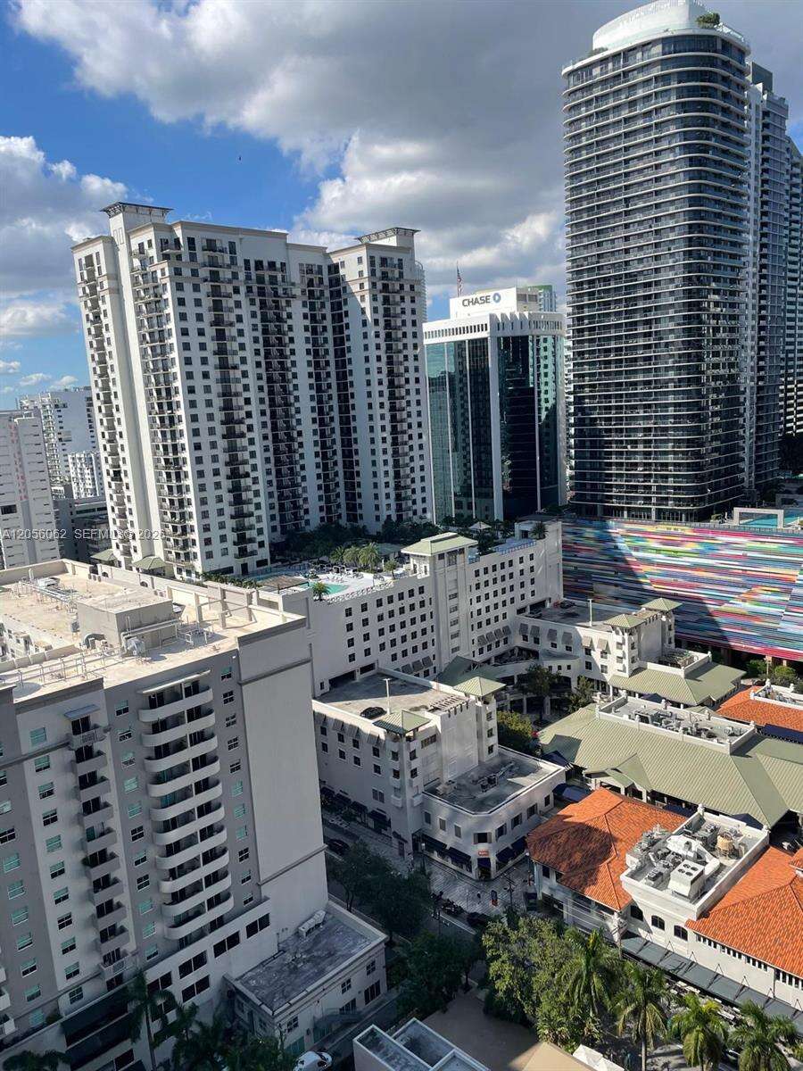 Brickell Flatiron at 1000 Brickell Plaza, Miami, FL 33131 - For Rent photo 5