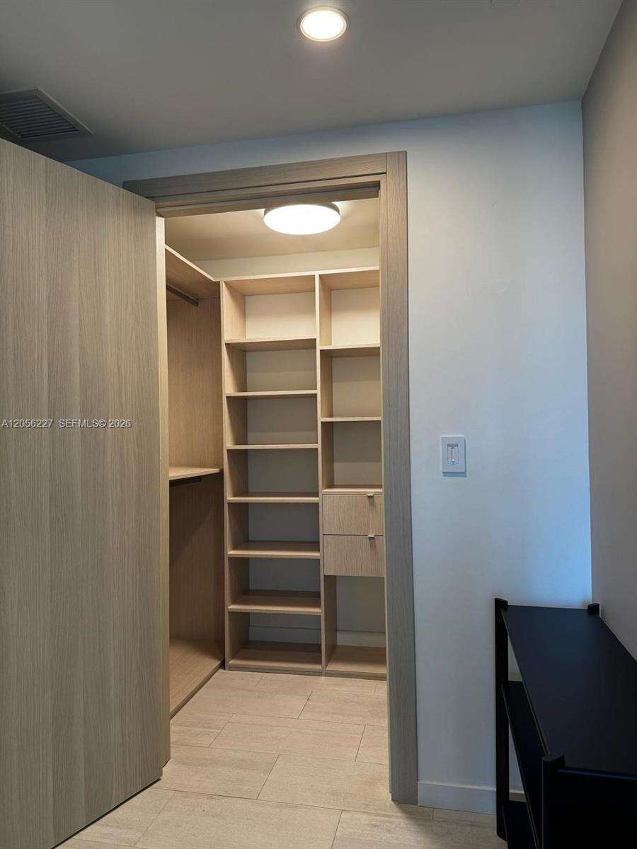 Brickell Flatiron at 1000 Brickell Plaza, Miami, FL 33131 - For Rent photo 18