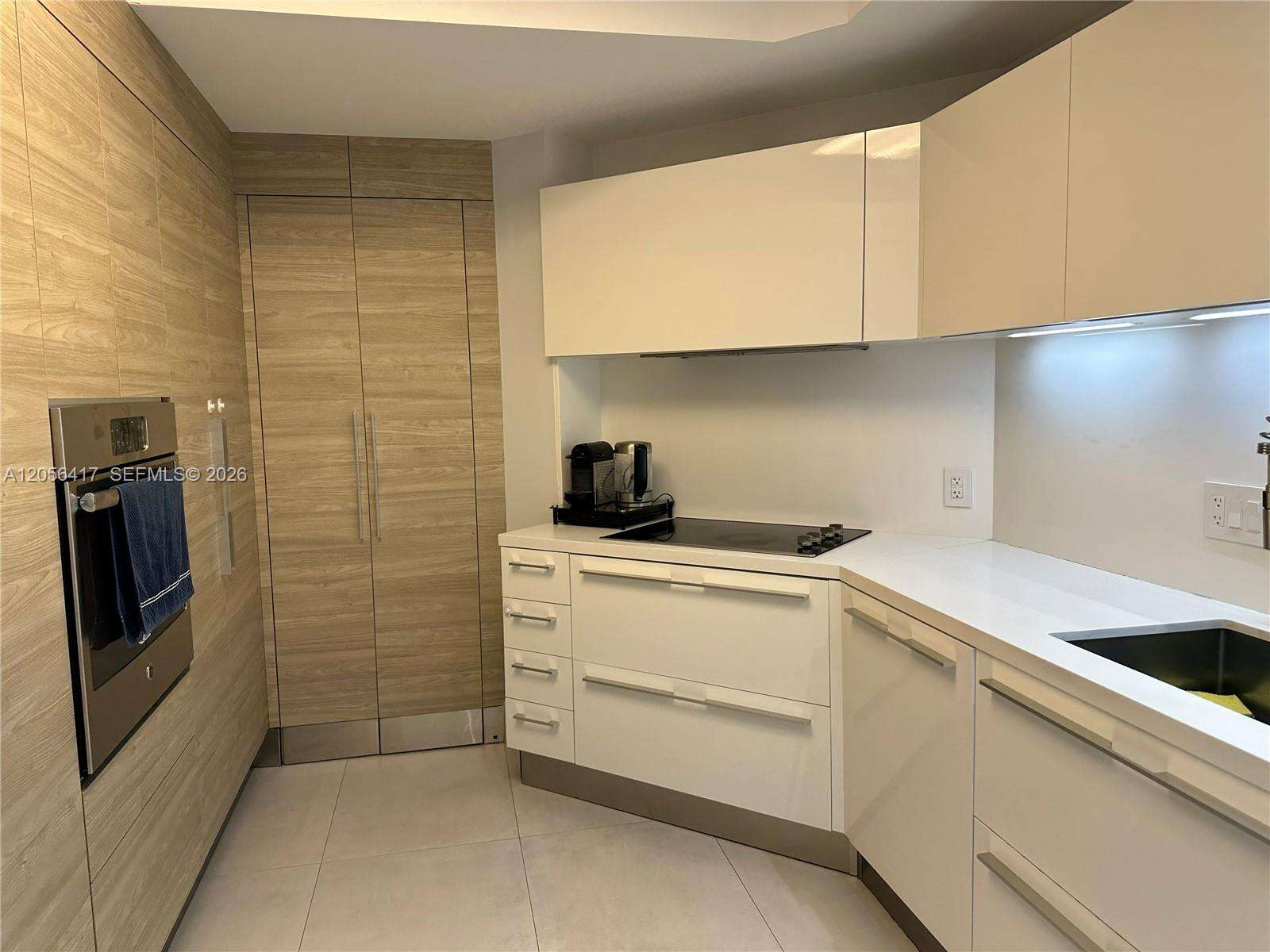 One Tequesta Point at 888 Brickell Key Dr, Miami, FL 33131 - For Rent photo 3