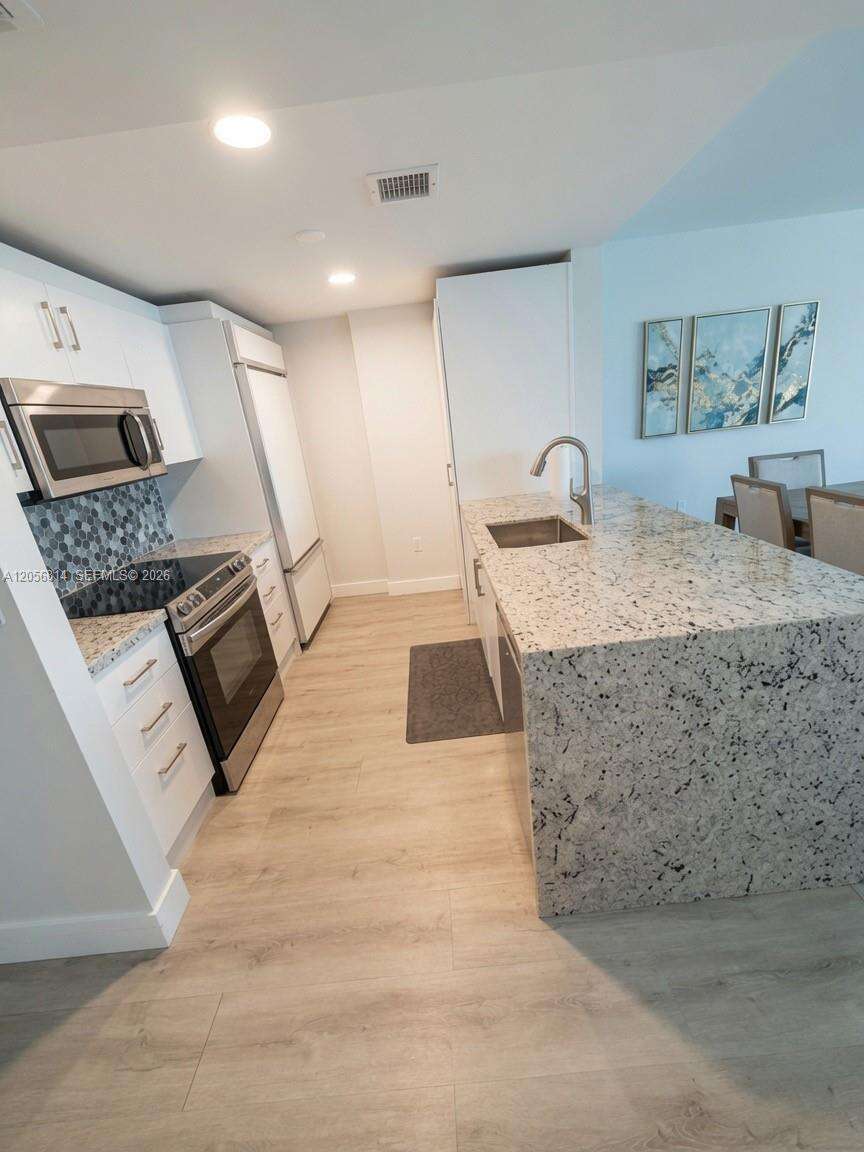 Harbour House at 10275 Collins Ave, Bal Harbour, FL 33154 - For Rent photo 7