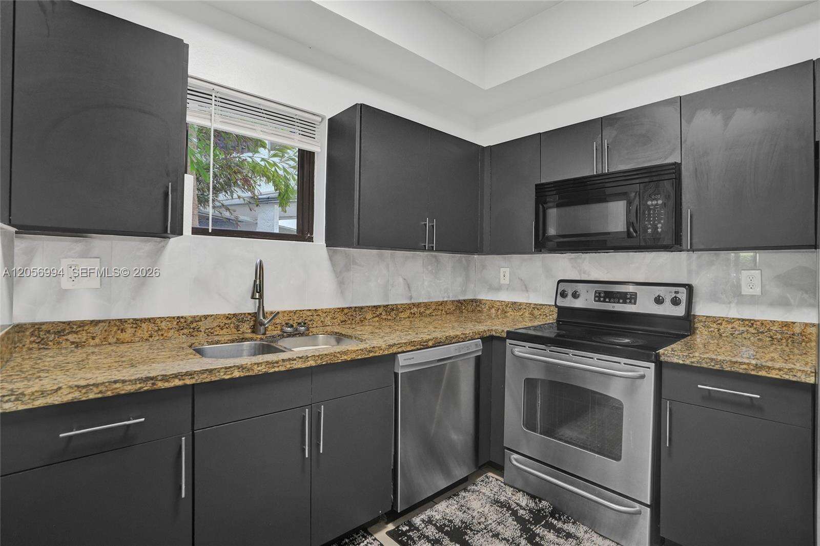 Parc Central East at 3300 192 St, Aventura, FL 33180 - For Rent photo 14