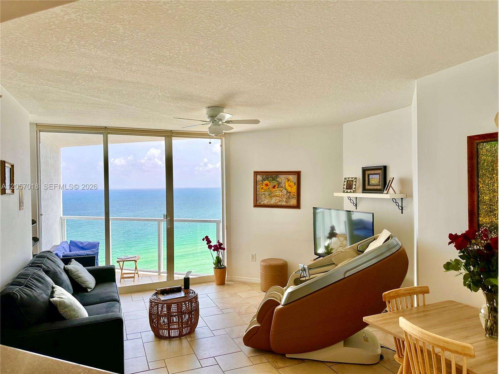 La Perla at 16699 Collins Ave, Sunny Isles Beach, FL 33160 - For Rent photo 1