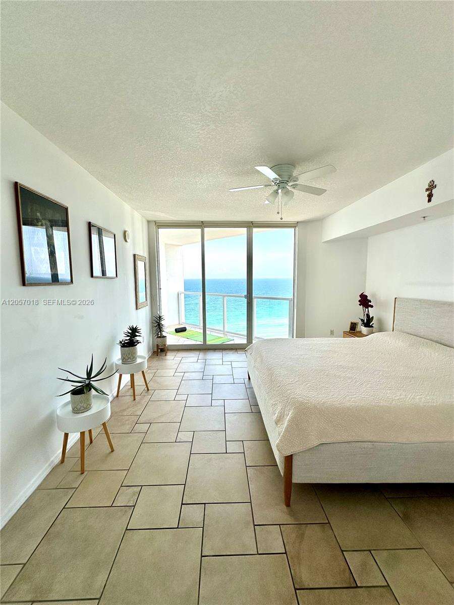 La Perla at 16699 Collins Ave, Sunny Isles Beach, FL 33160 - For Rent photo 22