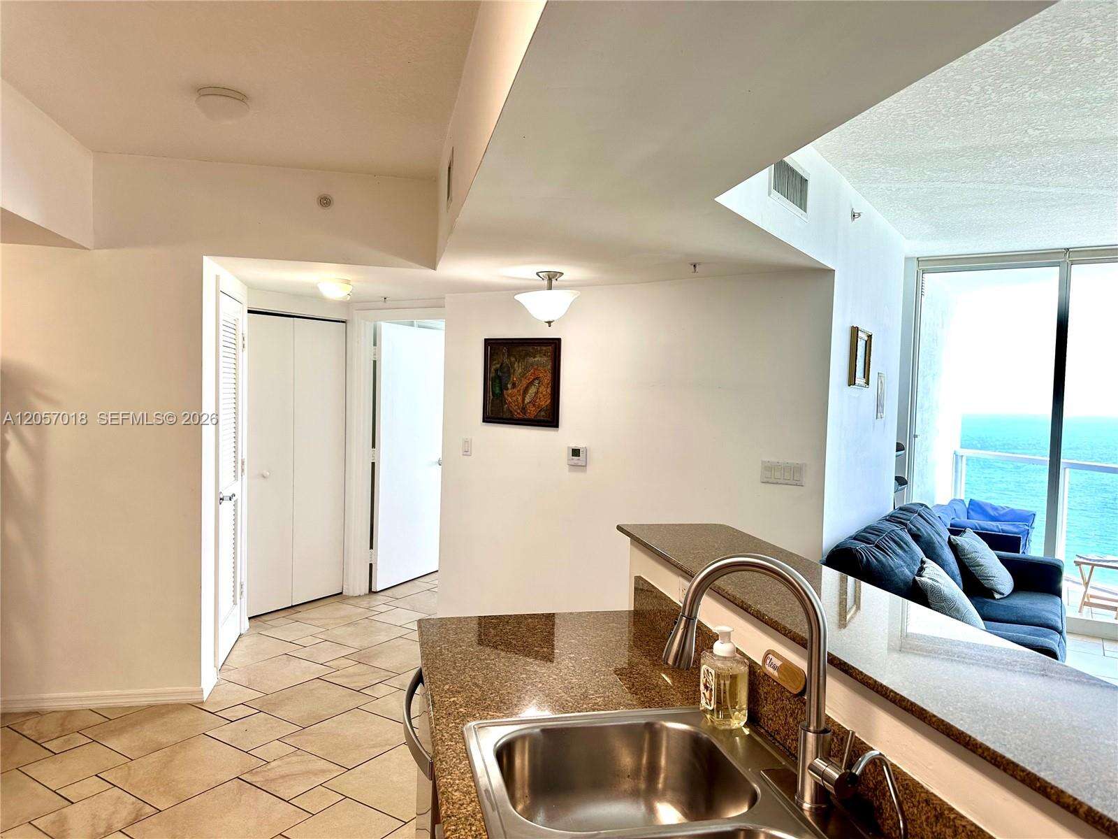 La Perla at 16699 Collins Ave, Sunny Isles Beach, FL 33160 - For Rent photo 9