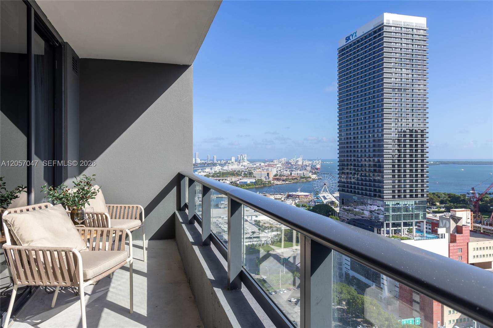 Natiivo | Gale Miami at 159 6 St, Miami, FL 33132 - For Rent photo 20