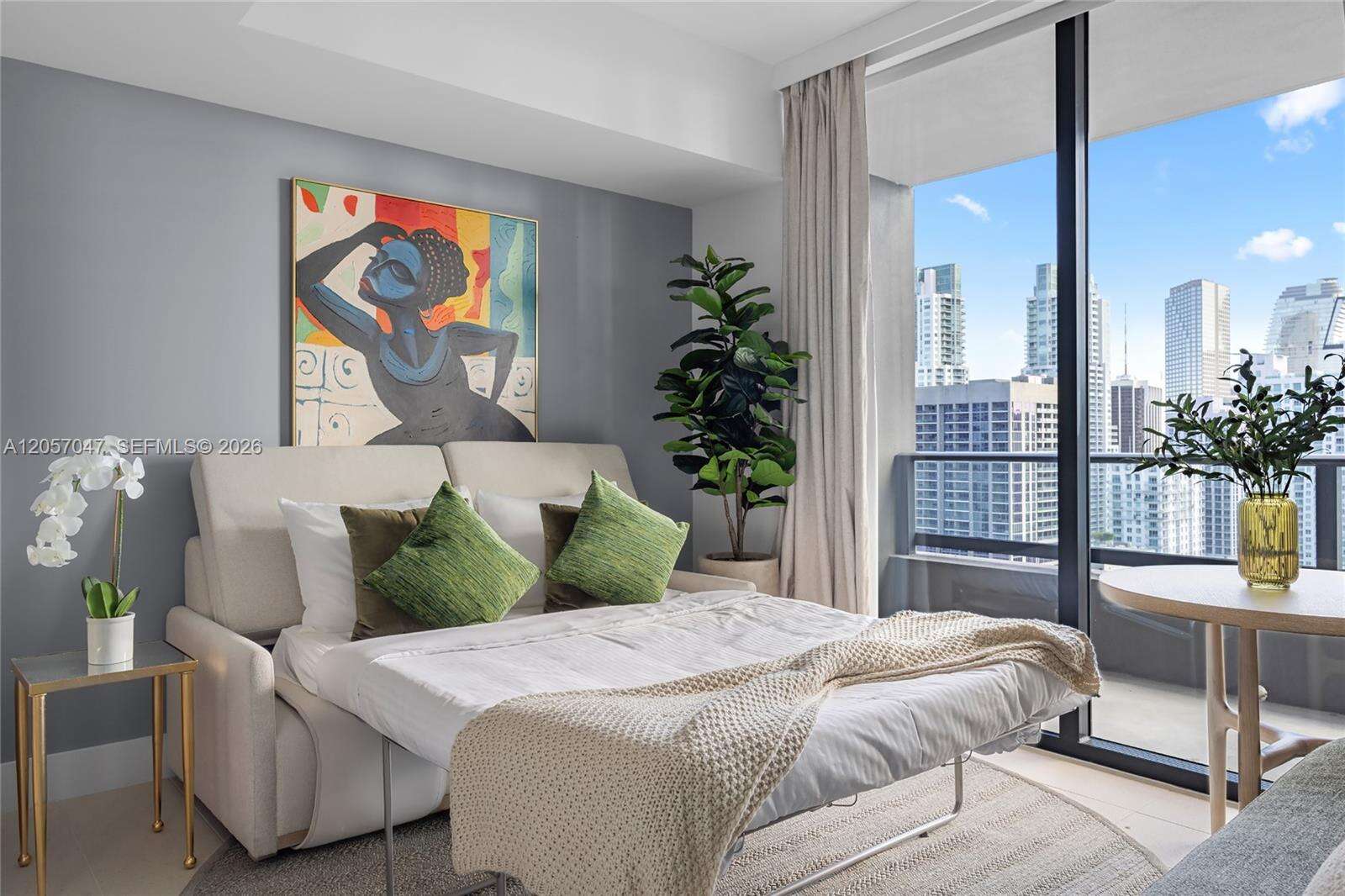 Natiivo | Gale Miami at 159 6 St, Miami, FL 33132 - For Rent photo 3