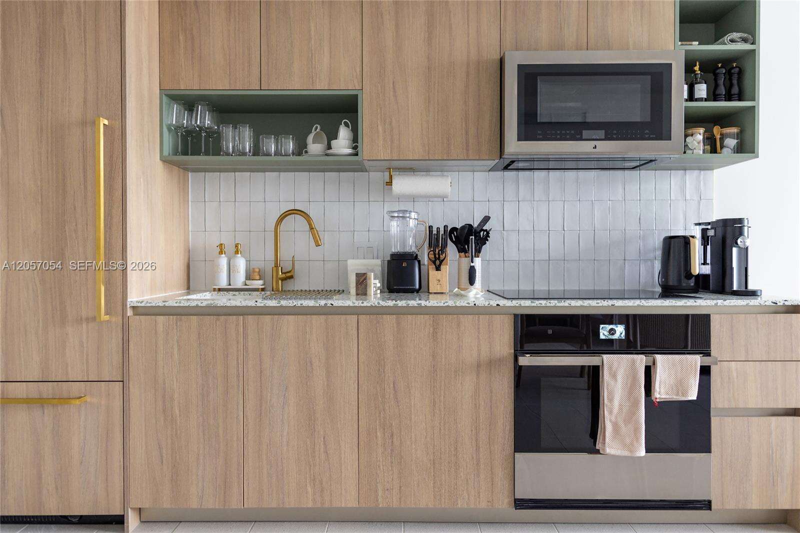 Natiivo | Gale Miami at 159 6 St, Miami, FL 33132 - For Rent photo 12