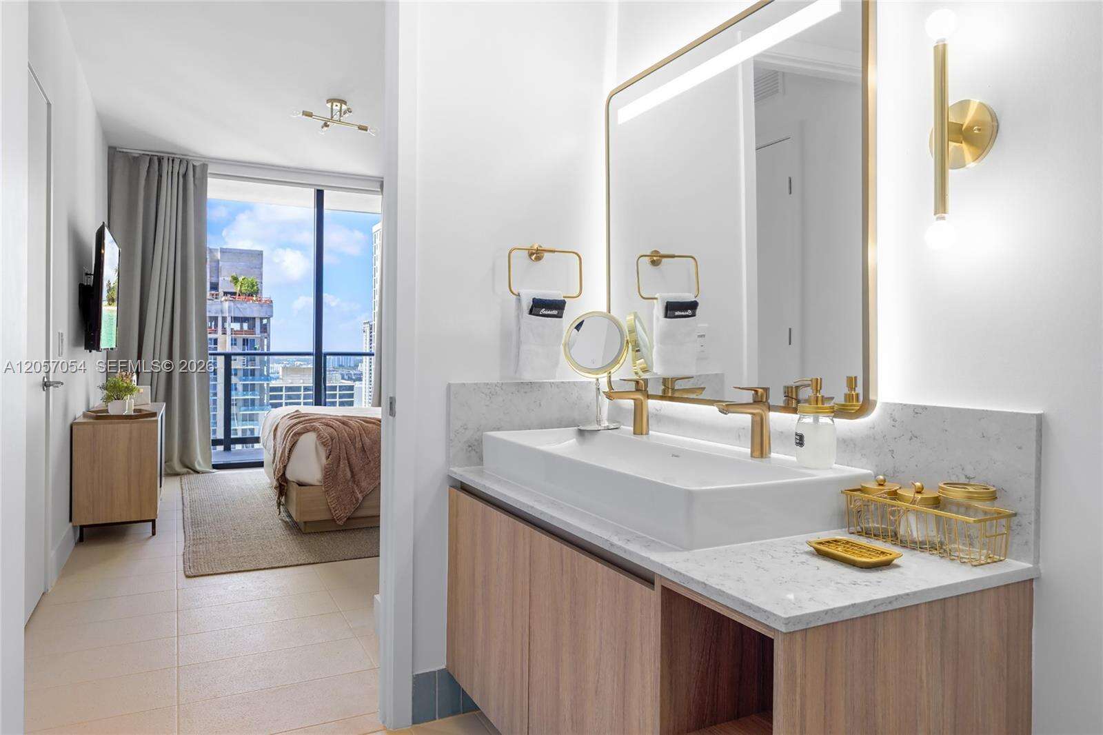 Natiivo | Gale Miami at 159 6 St, Miami, FL 33132 - For Rent photo 21