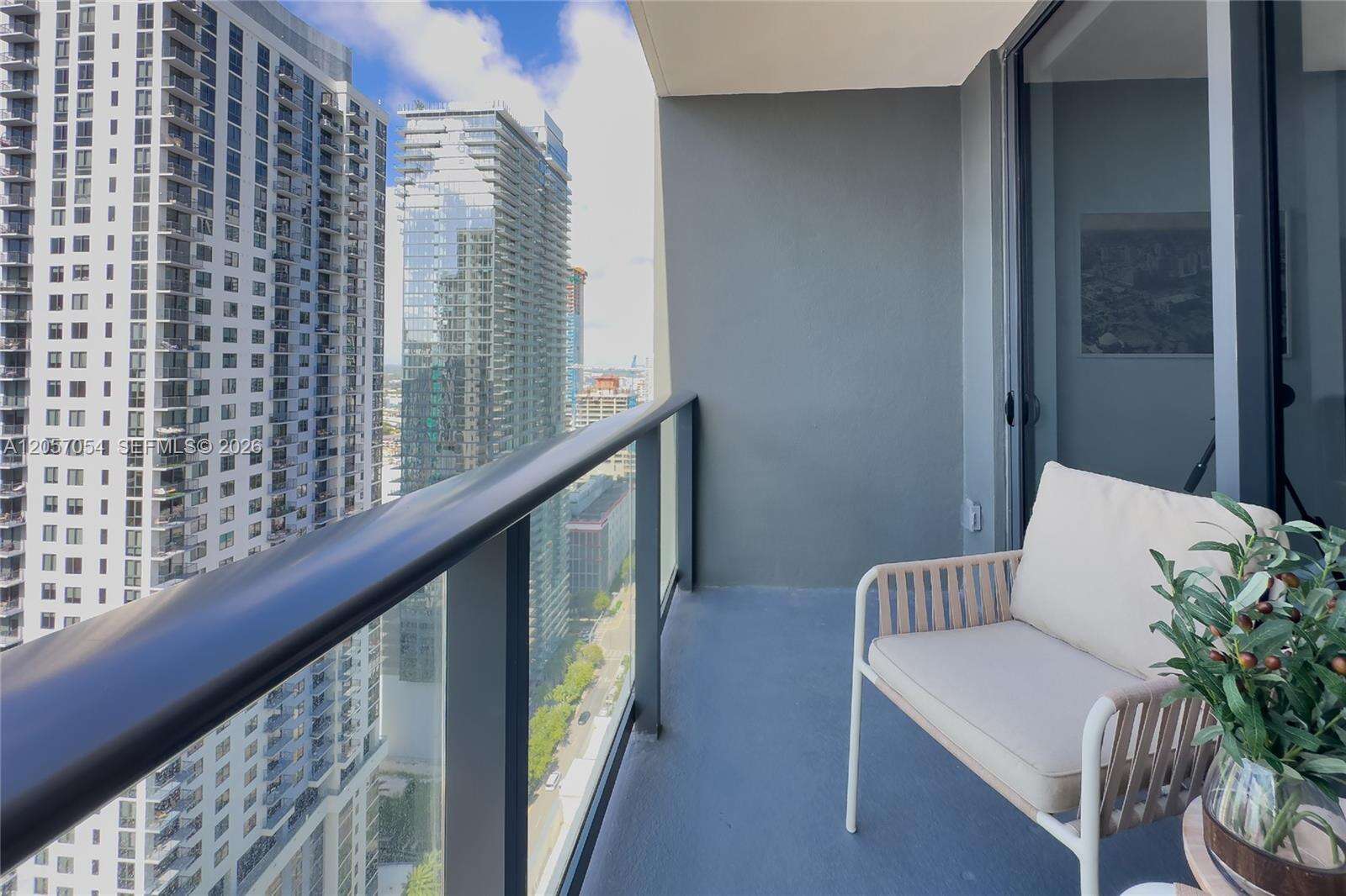 Natiivo | Gale Miami at 159 6 St, Miami, FL 33132 - For Rent photo 29
