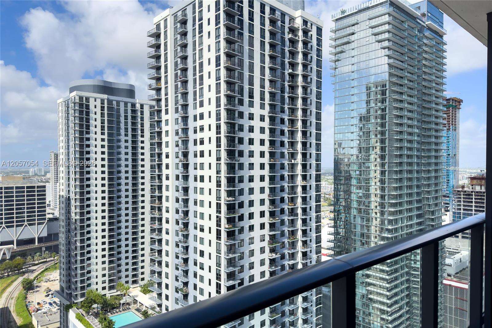 Natiivo | Gale Miami at 159 6 St, Miami, FL 33132 - For Rent photo 31