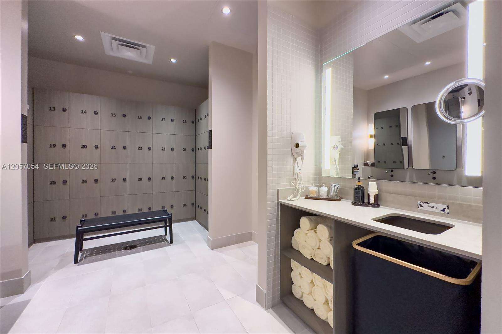 Natiivo | Gale Miami at 159 6 St, Miami, FL 33132 - For Rent photo 51