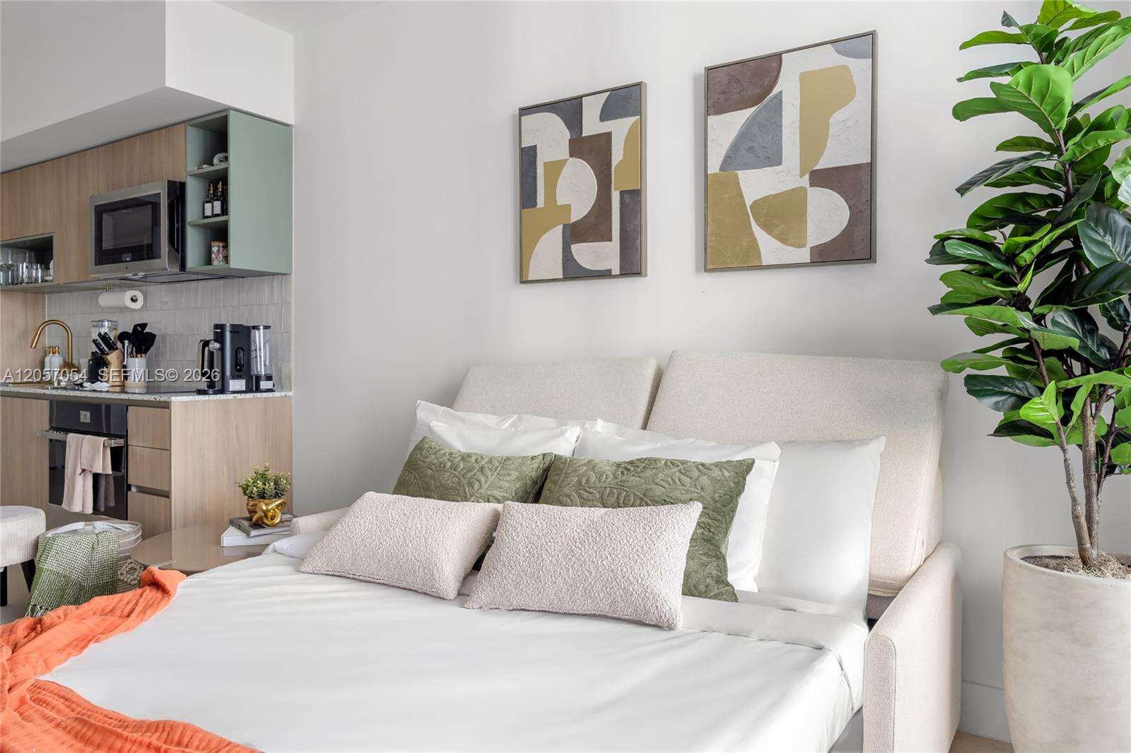 Natiivo | Gale Miami at 159 6 St, Miami, FL 33132 - For Rent photo 9