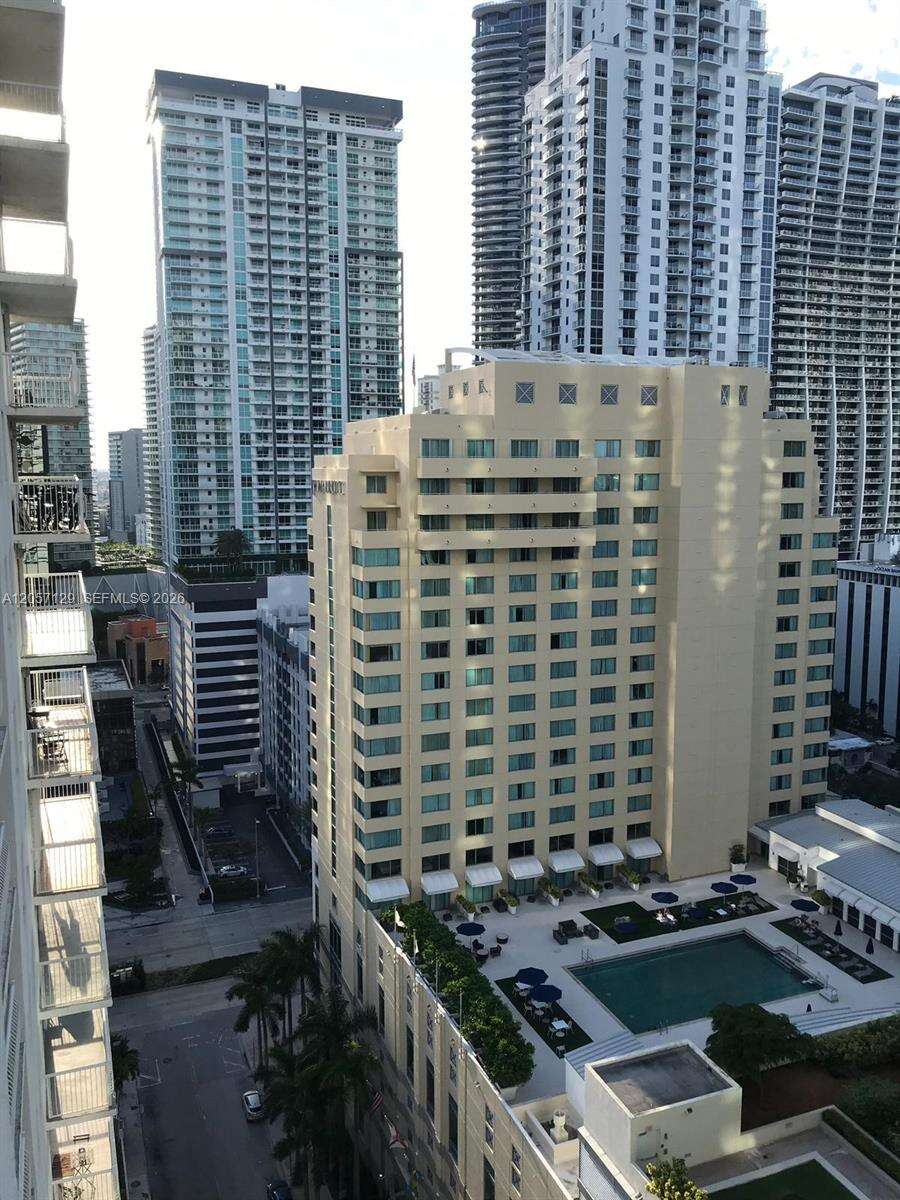 The Club At Brickell Bay at 1200 Brickell Bay Dr, Miami, FL 33131 - For Rent photo 7