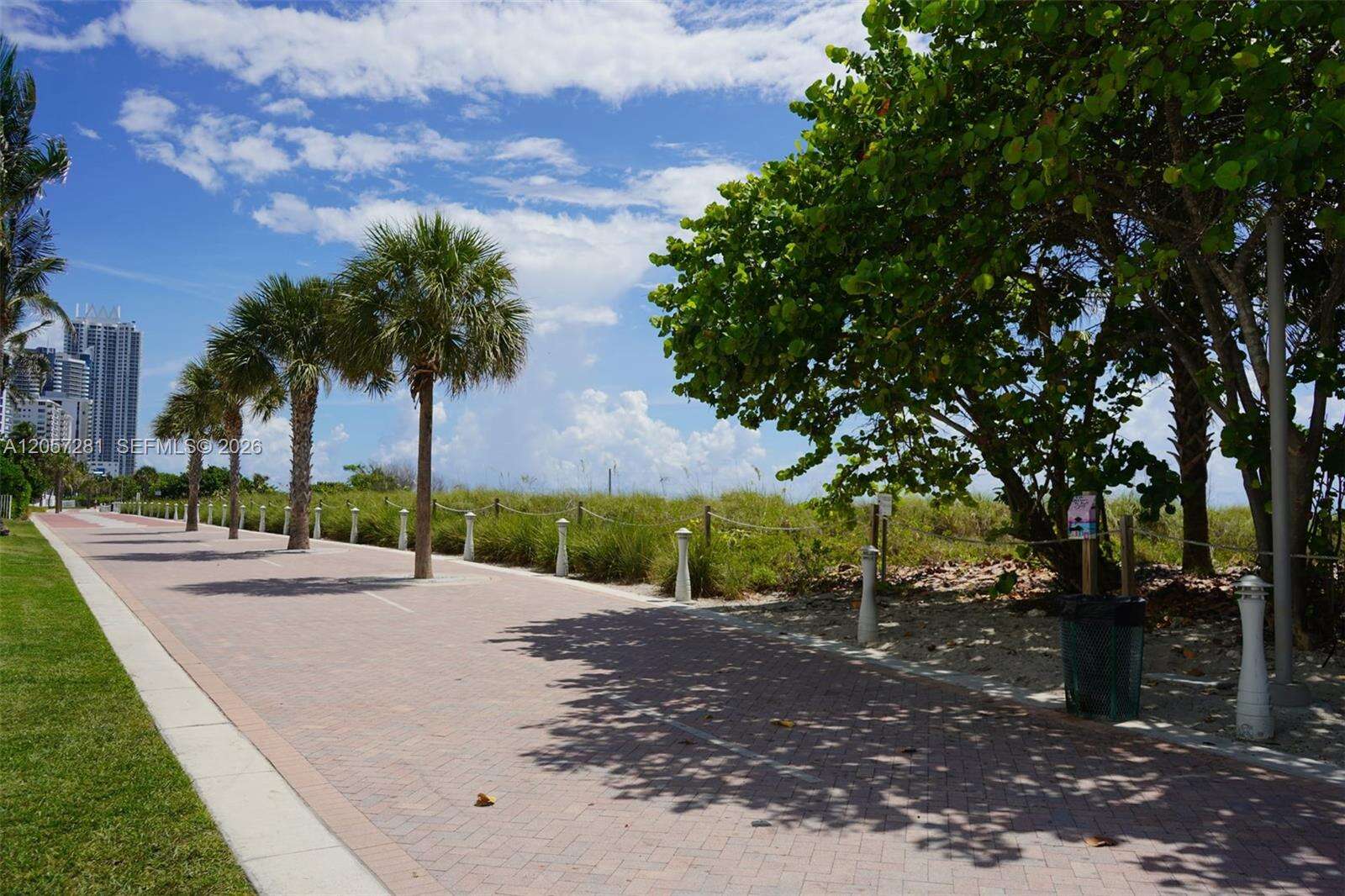 Arlen Beach at 5701 Collins Ave, Miami Beach, FL 33140 - For Rent photo 18