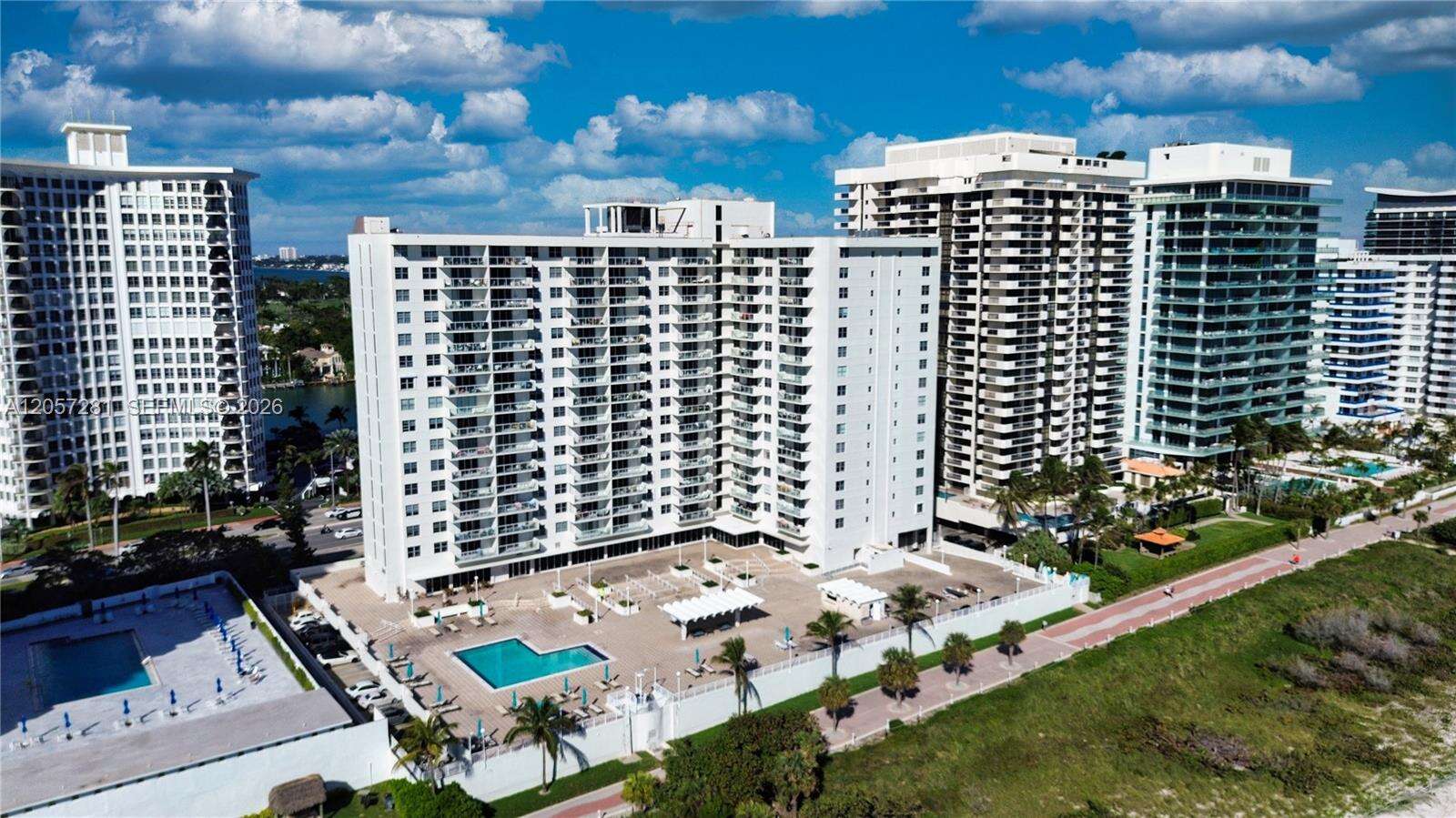 Arlen Beach at 5701 Collins Ave, Miami Beach, FL 33140 - For Rent photo 19