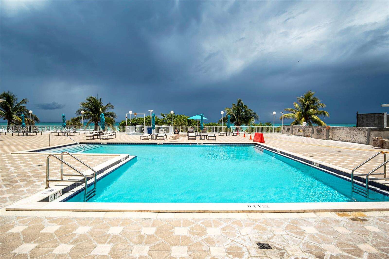 Arlen Beach at 5701 Collins Ave, Miami Beach, FL 33140 - For Rent photo 21