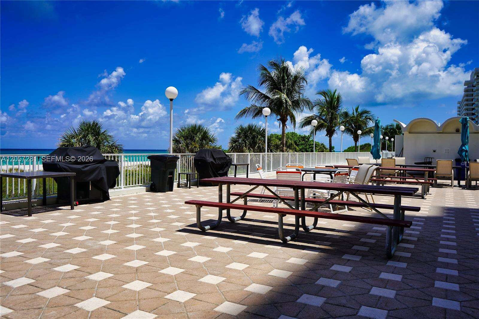 Arlen Beach at 5701 Collins Ave, Miami Beach, FL 33140 - For Rent photo 22