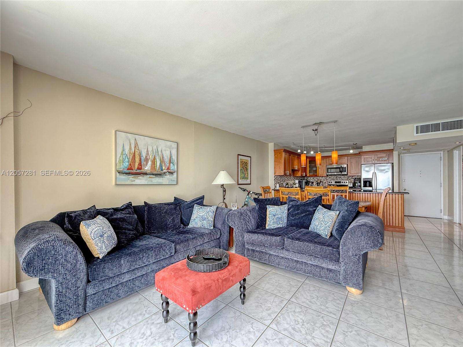 Arlen Beach at 5701 Collins Ave, Miami Beach, FL 33140 - For Rent photo 7