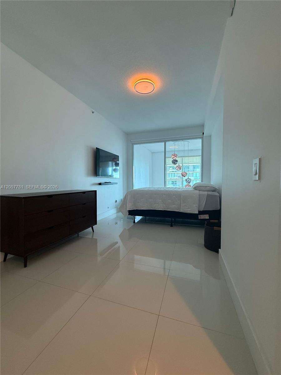Infinity At Brickell at 60 13 St, Miami, FL 33130 - For Rent photo 25