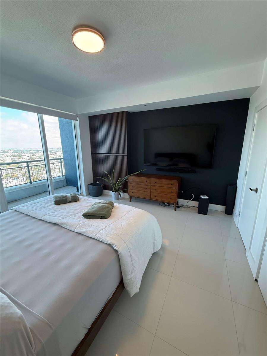 Infinity At Brickell at 60 13 St, Miami, FL 33130 - For Rent photo 33
