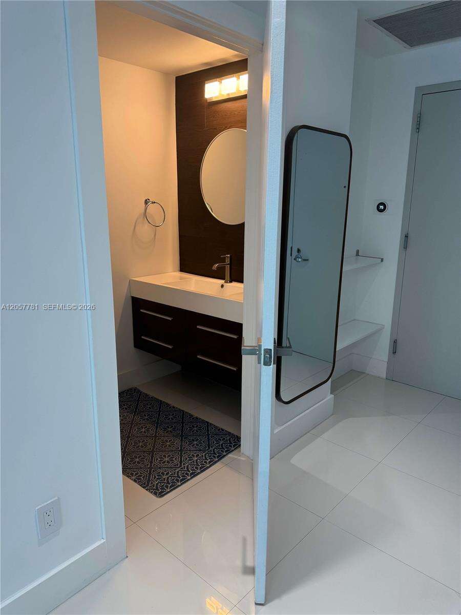 Infinity At Brickell at 60 13 St, Miami, FL 33130 - For Rent photo 8