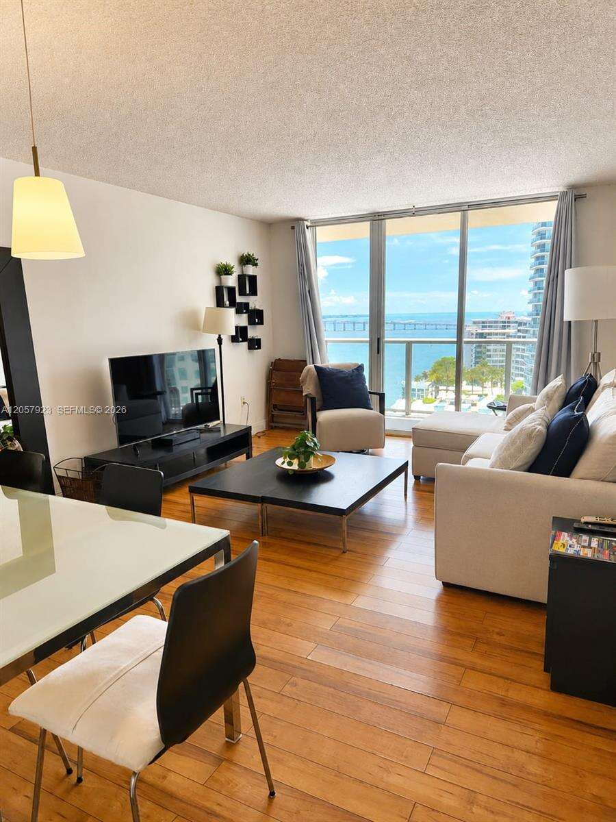 The Mark On Brickell at 1155 Brickell Bay Dr, Miami, FL 33131 - For Rent photo 3