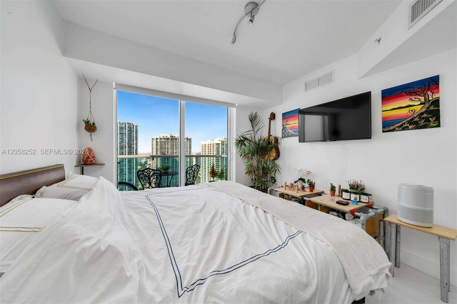 Brickell On The River at 41 5 St, Miami, FL 33131 - For Rent photo 17